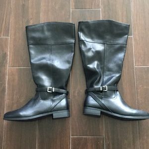 Black Boots Wide Calf (NWOT)